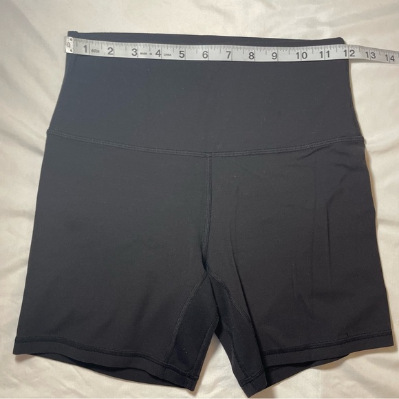 lululemon athletica Women's Black Bike Shorts - Picture 7 of 7